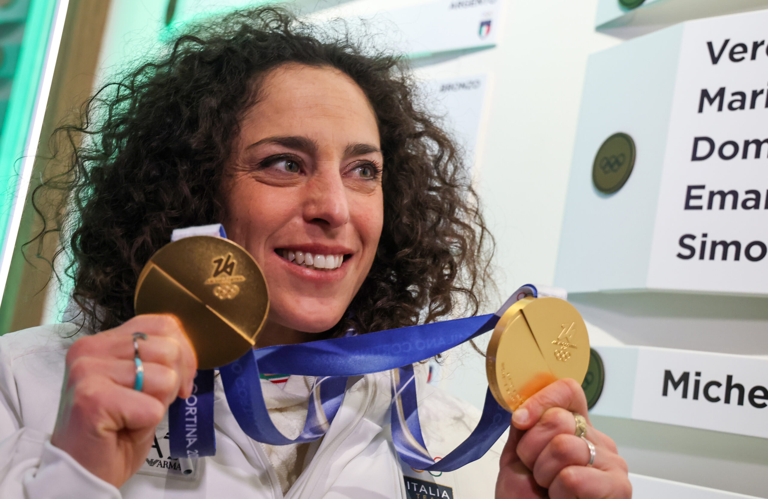 Federica Brignone con i due ori olimpici di Milano-Cortina 2026 ©Pentaphoto