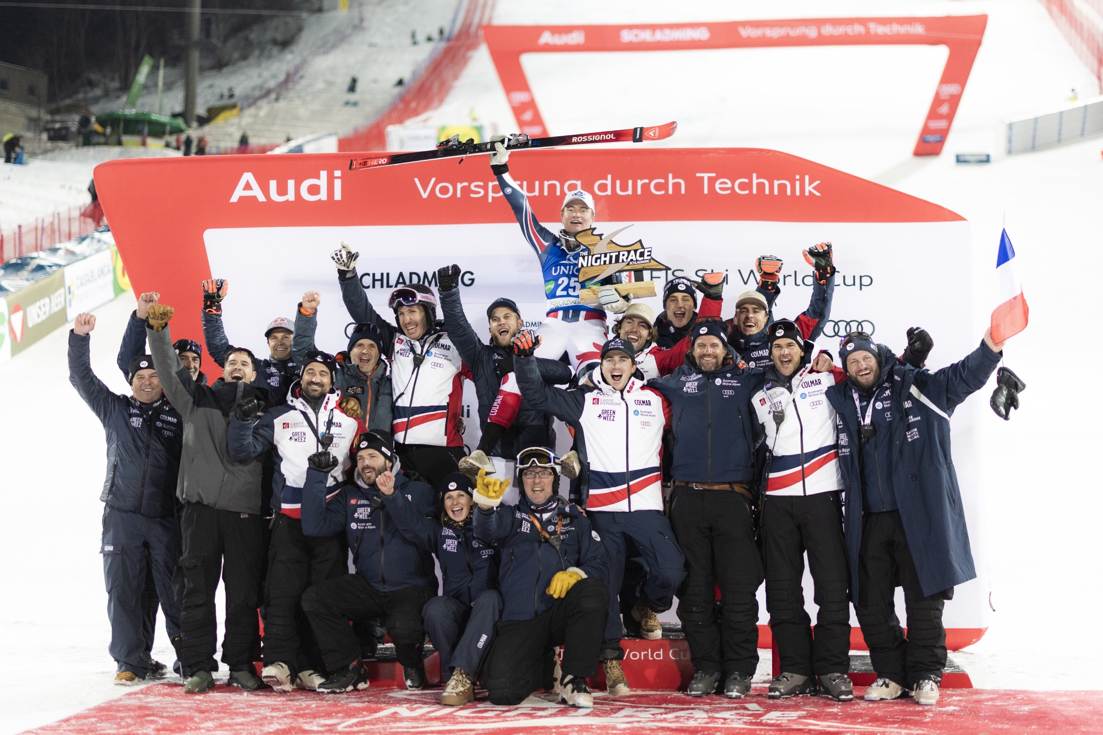 Alban Elezi-Cannaferina in festa per il primo podio in Coppa del Mondo, a Schladming, in gigante ©Pentaphoto