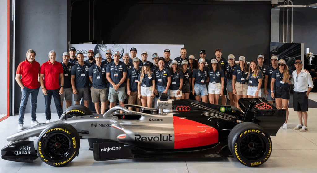 Gruppo azzurro a Imola ©FISI/AUDI