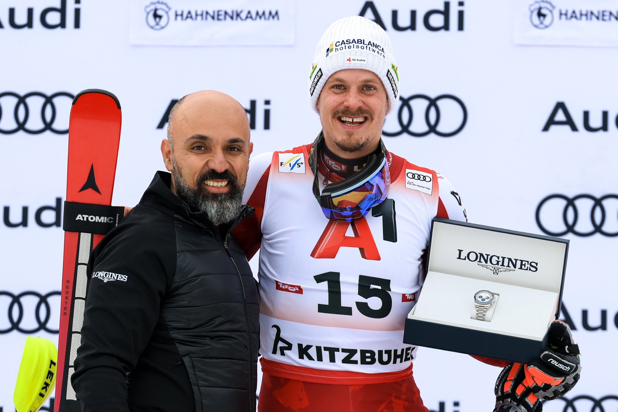 Manuel Feller dopo il trionfo a Kitzbühel in slalom, il 7° della carriera in Coppa del Mondo