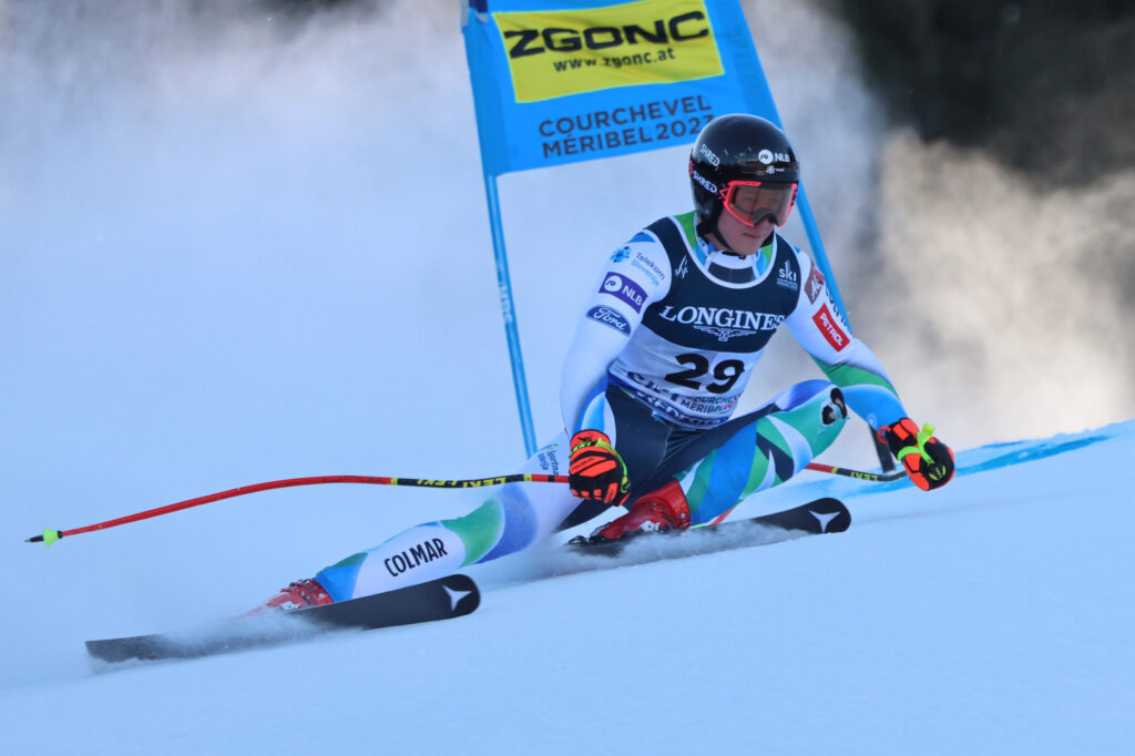 Rok Ažnoh, 23 anni, 25° in discesa a Grandvalira Soldeu 2023 ©Pentaphoto