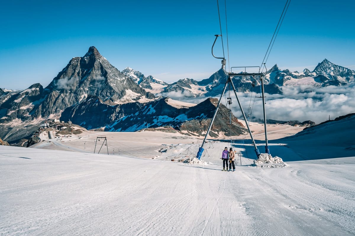Zermatt, Saas-Fee e Stelvio, chi prima, chi dopo, hanno tutti chiuso l'attività nell'estate 2026