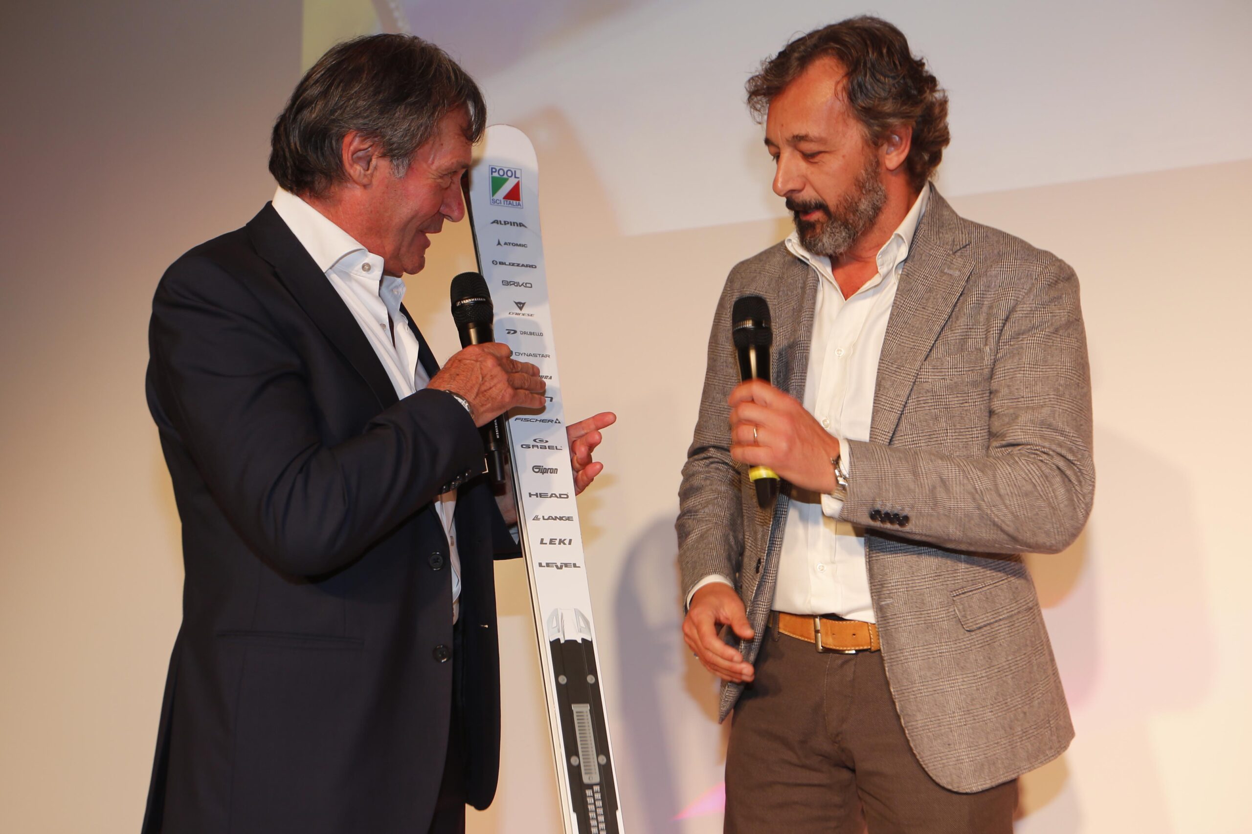 Il Presidente FISI Flavio Roda e Corrado Macciò, General Manager dell’agenzia di vendita Head in Italia ©Pentaphoto