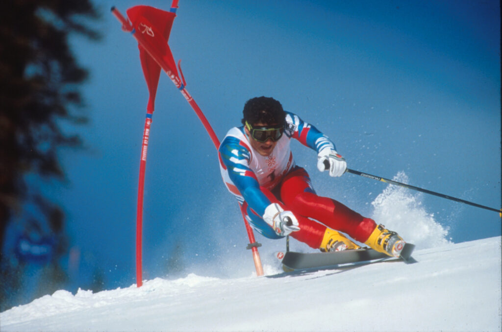 Alberto Tomba si appresta a vincere l'oro in slalom gigante ai Giochi di Calgary 1988 ©Pentaphoto
